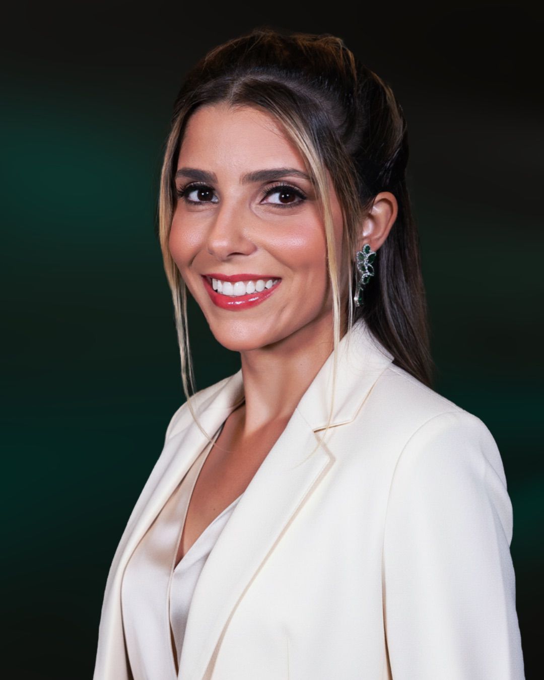 Dra. Aline Rodrigues — Médica Fundadora da Harmonie Santé